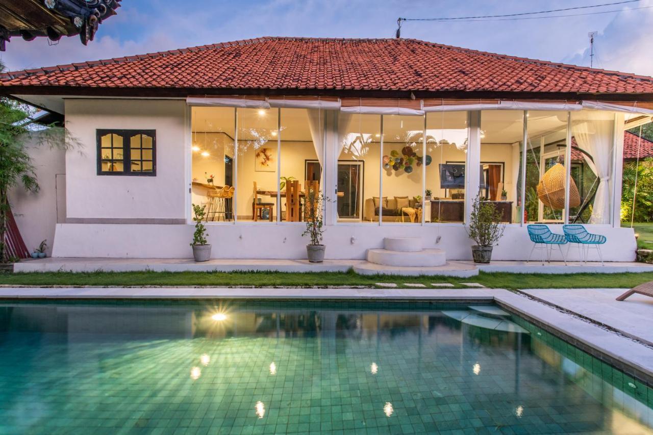 Villa Janitra سمينياك المظهر الخارجي الصورة